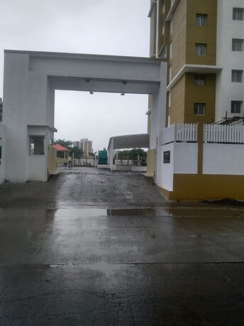 रेसिडेंशियल फ्लैट वर्ग फुट फॉर रेंट इन हडापसर पुणे  7677205