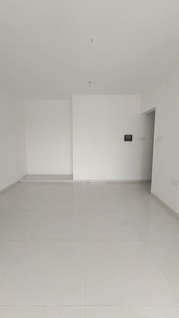 Room in 2 BHK Apartment at Acme Ozone, Manpada – for Sale