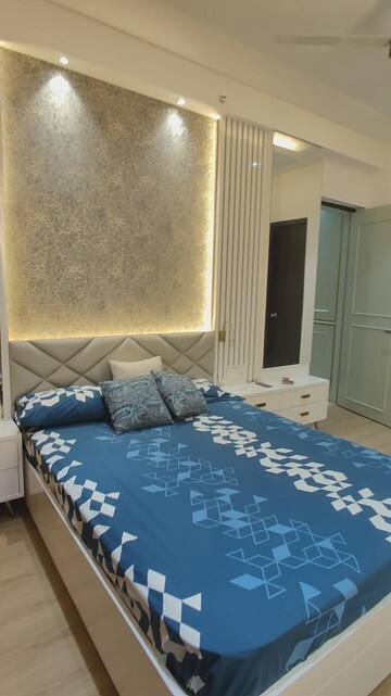 Bedroom in 2 BHK Apartment at Amanora Gateway Towers, Hadapsar – for Sale