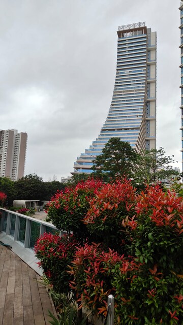 2 BHK Apartment – Exterior View View at Amanora Gateway Towers, Hadapsar - for Sale