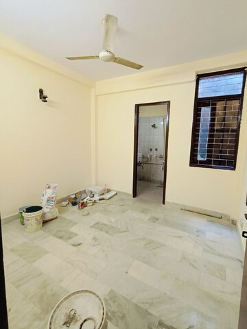 Room in 2 BHK Builder Floor at Malviya Nagar – for Sale