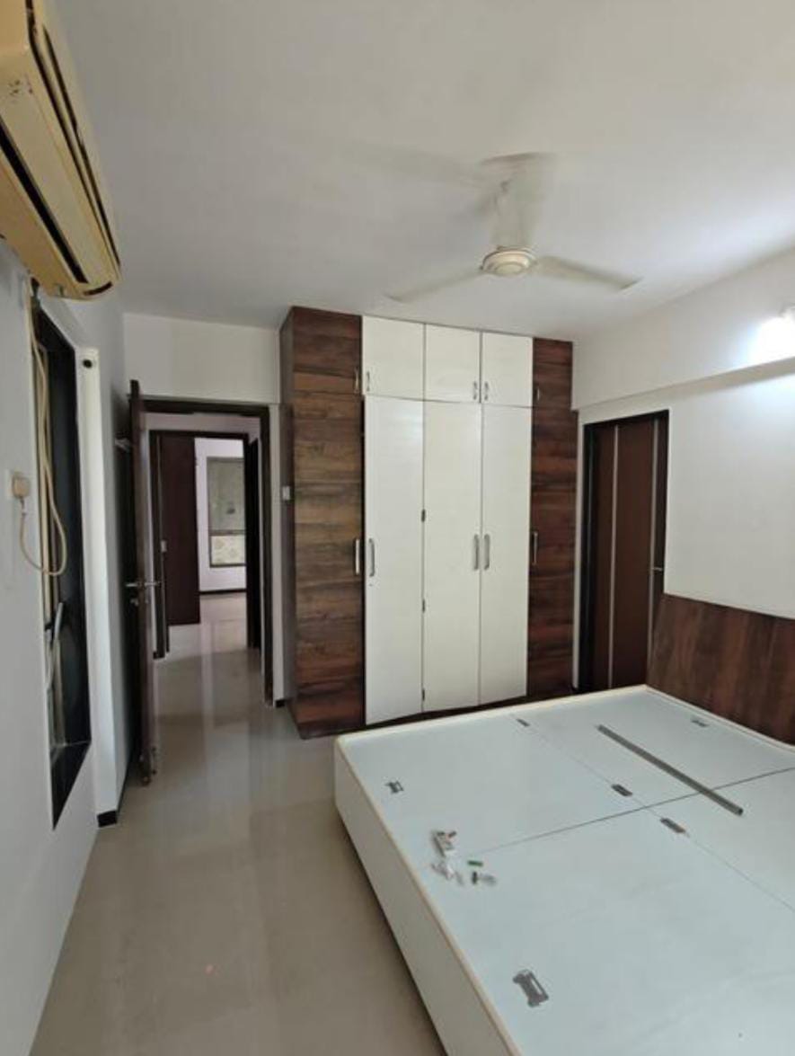 2 BHK Apartment For Rent in Blue Mountain Towers Shastri Nagar Mumbai  7678393