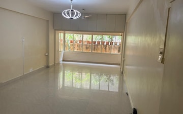 2.5 BHK Apartment For Sale in Breach Candy