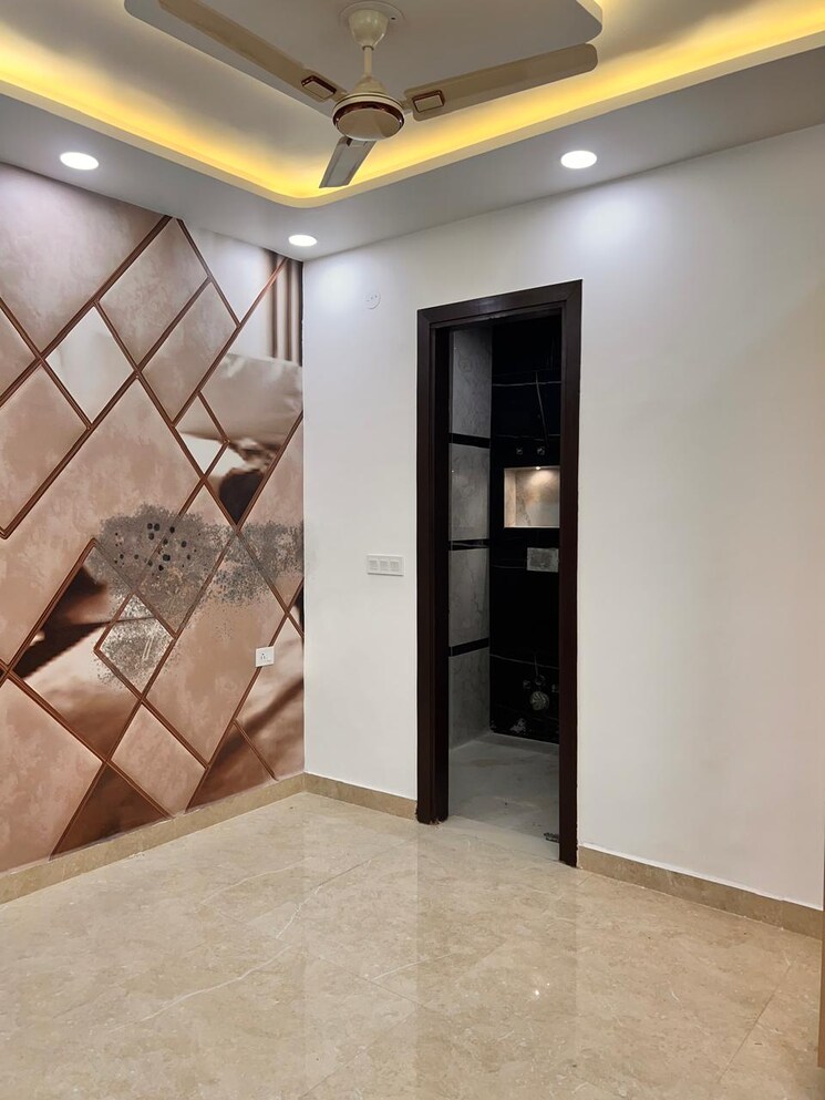 Room, rama park 2 Bedroom 65 Sq.Yd. Builder Floor In Rama Park Delhi 7678757
