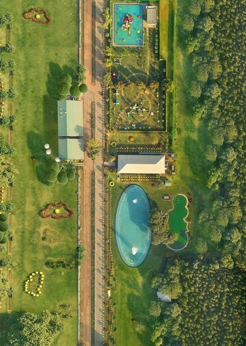 Bathroom in 2.5 BHK Builder Floor at Central Park 3 Flower Valley, Sohna Sector 33 – for Sale