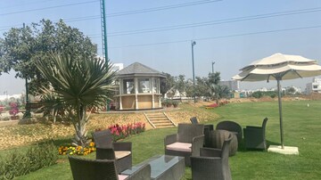 2.5 BHK Builder Floor – Exterior View View at Central Park 3 Flower Valley, Sohna Sector 33 - for Sale