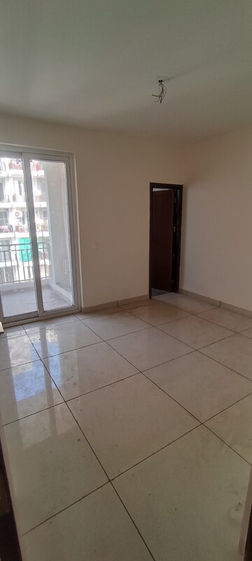 Furnished Amenities in 3 BHK Apartment at RPS Auria, Sector 88 – for Sale