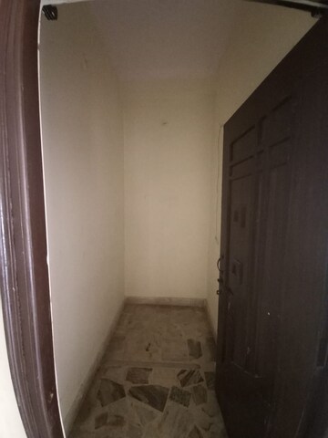 Room in 2 BHK Apartment at Krishna Garden Colony – for Sale