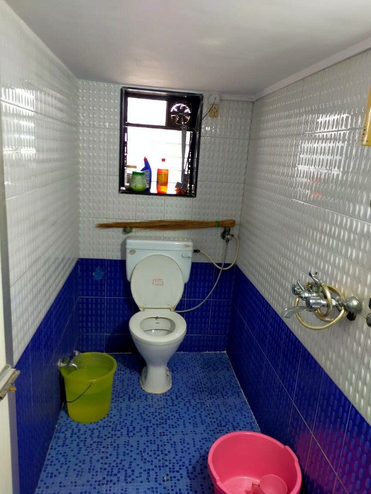 Bathroom, sai-siddharth-apartment 1 Bedroom 540 Sq.Ft. Apartment In Kopri Thane 7679034