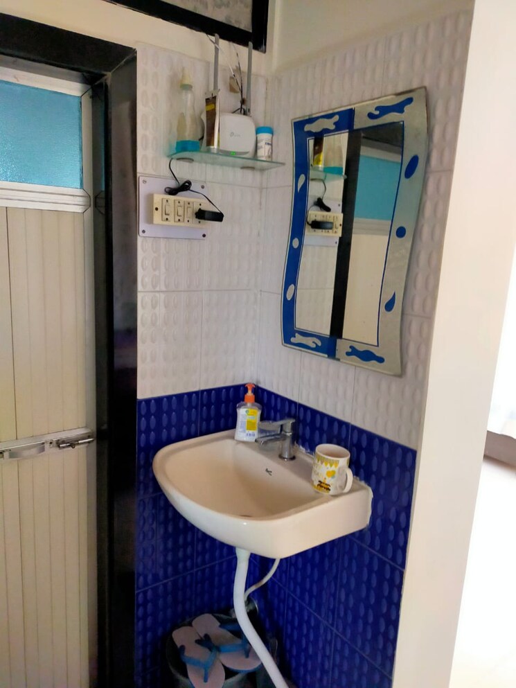 Bathroom, sai-siddharth-apartment 1 Bedroom 540 Sq.Ft. Apartment In Kopri Thane 7679034