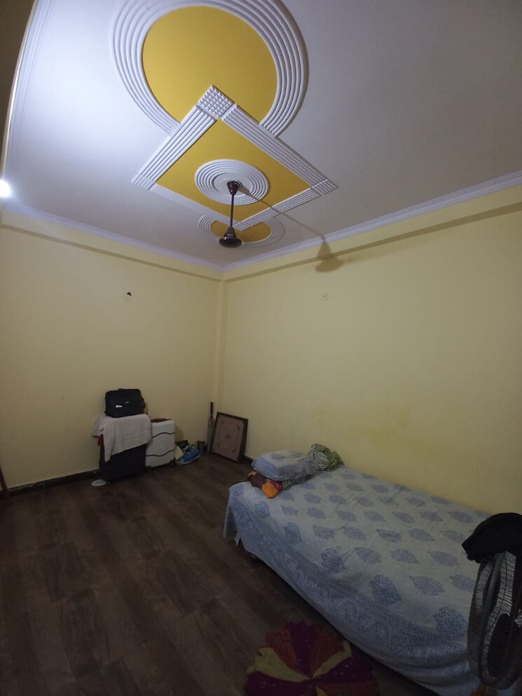 Bedroom, kailash-puram 3 Bedroom 106 Sq.Yd. Builder Floor In Sadarpur Ghaziabad 7679125