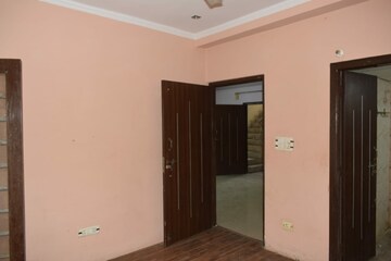 रेसिडेंशियल बिल्डर फ्लोर वर्ग फुट फॉर रेंट इन मंसा राम पार्क दिल्ली  7679238