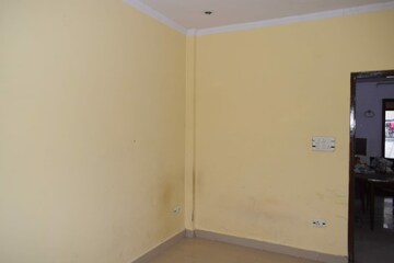 रेसिडेंशियल बिल्डर फ्लोर वर्ग फुट फॉर रेंट इन मंसा राम पार्क दिल्ली  7679238