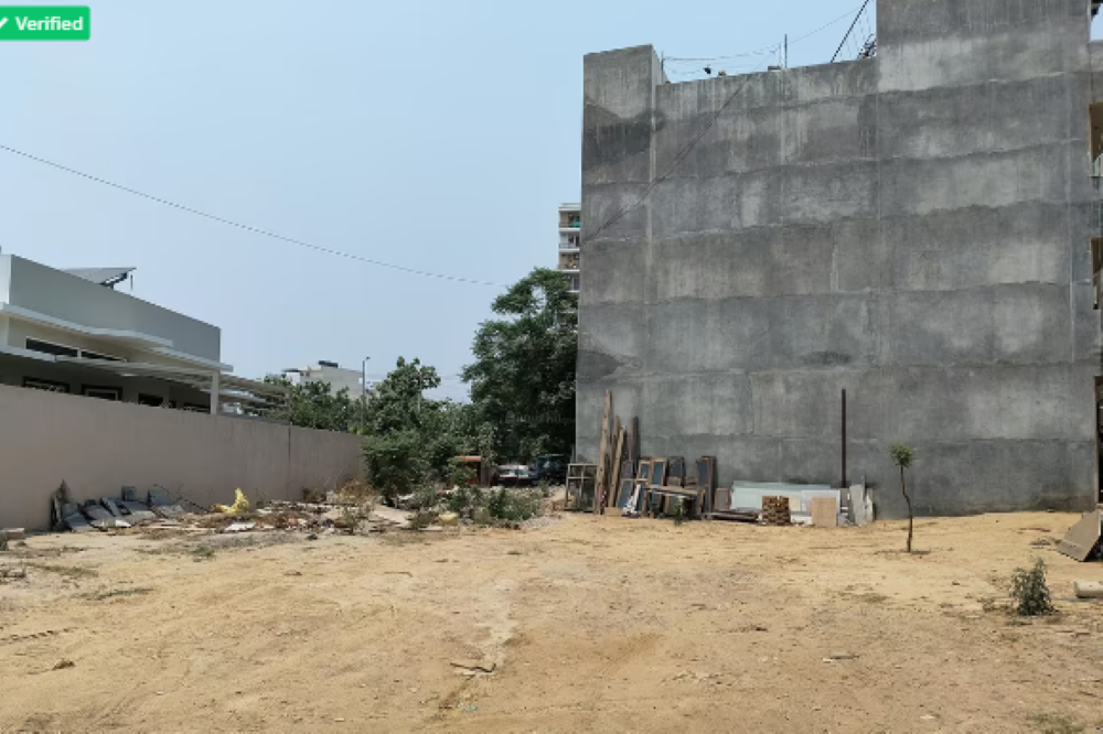 Resale 135 Sq.Mt. Plot in Sector 57 Gurgaon 7679357