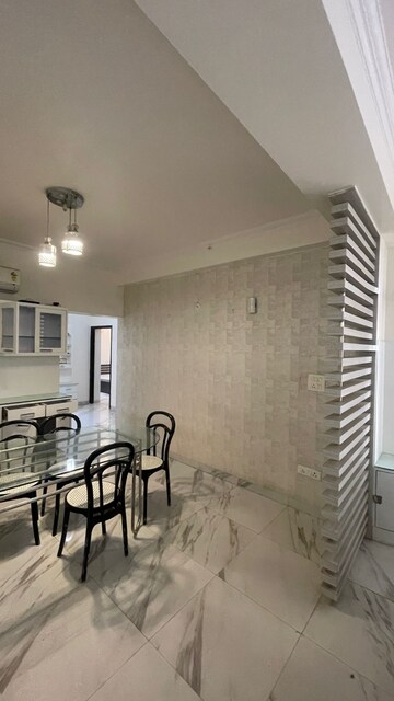Staircase in 3 BHK Apartment at Parsvnath Planet, Gomti Nagar – for Rent