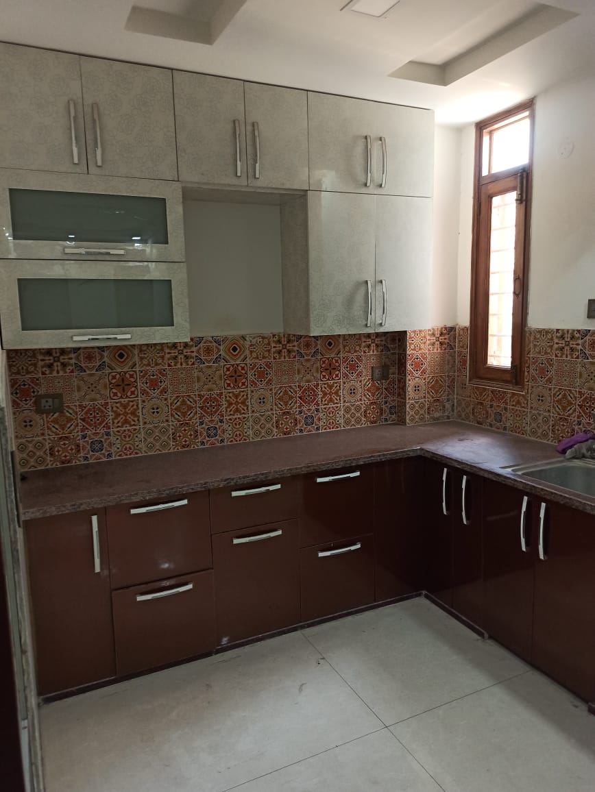 3 BHK Apartment For Rent in Purvanchal Royal City Gn Sector Chi V Greater Noida  7678895