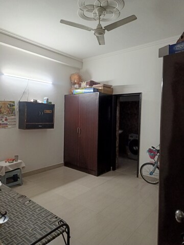 रेसिडेंशियल घर वर्ग मीटर फॉर रेंट इन सेक्टर 41 नोएडा  7679593