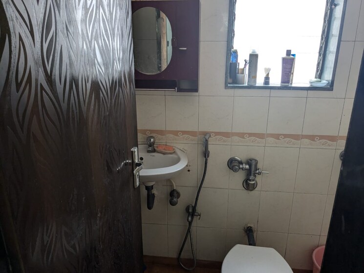 Bathroom, nirmal-lifestyle-zircon 1 Bedroom 550 Sq.Ft. Apartment In Mulund West Mumbai 7679633