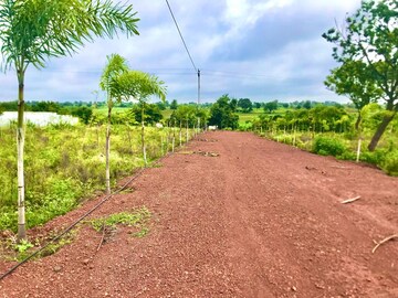  Plot For Sale in Manneguda