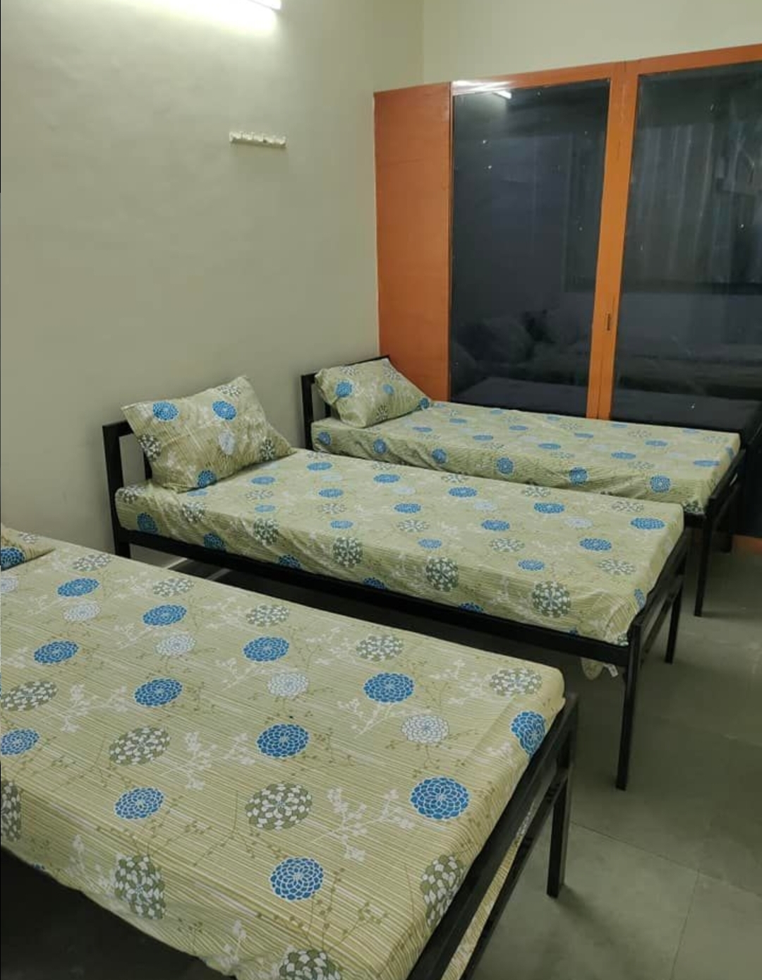 Pg For Boys & Girls in Kanjurmarg East Mumbai  7679661