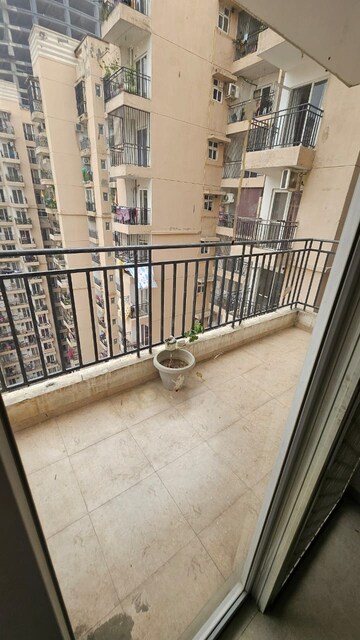 Balcony in 3 BHK Apartment at RG Luxury Homes, Sector 16b Greater Noida – for Sale