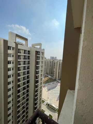 2 BHK Apartment – Exterior View View at Amrapali Golf Homes, Sector 4, Greater Noida - for Sale