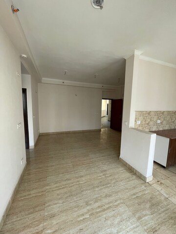 Room in 2 BHK Apartment at Amrapali Golf Homes, Sector 4, Greater Noida – for Sale