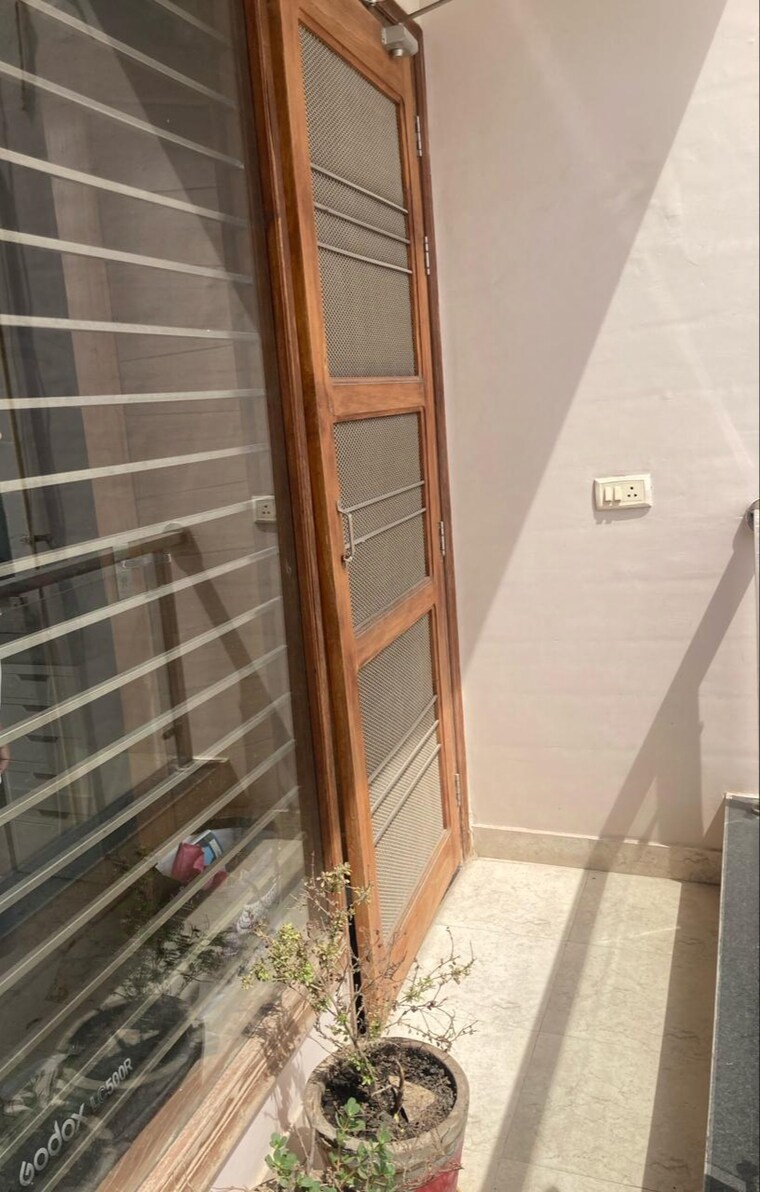 undefined, bptp-park-central 3 Bedroom 2250 Sq.Ft. Builder Floor In Sector 85 Faridabad 7679976