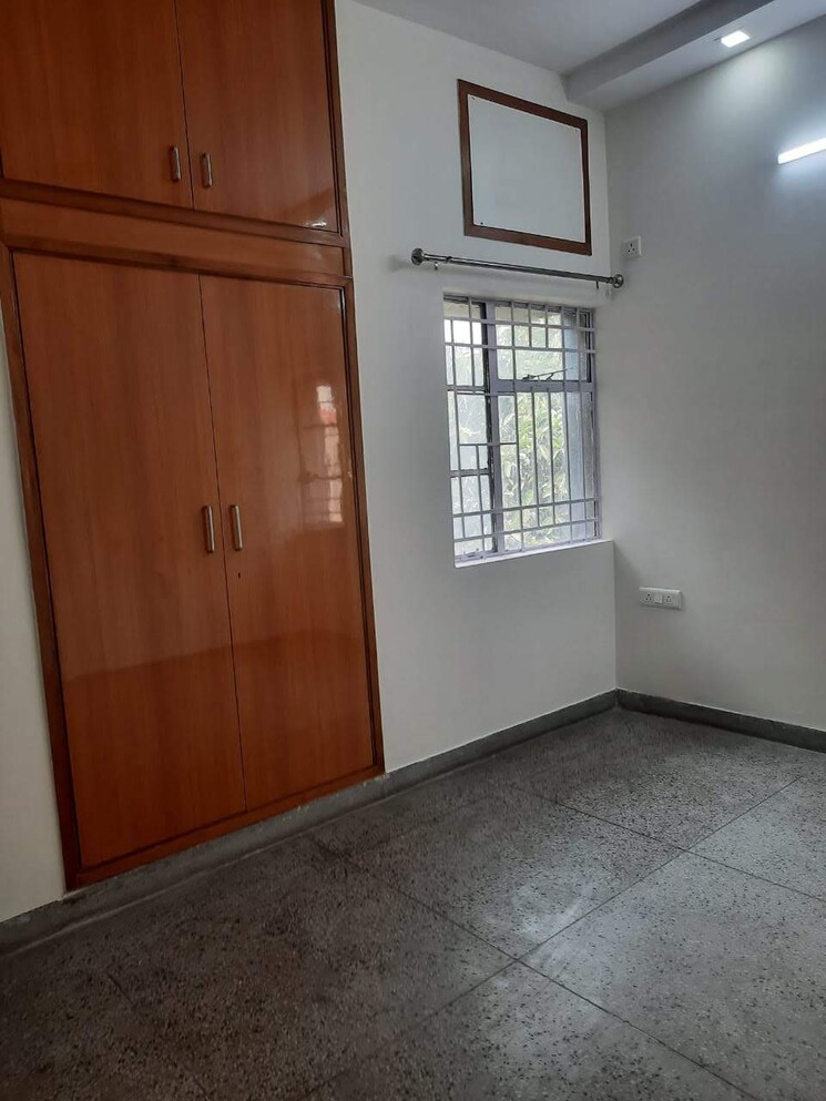 Room, sheikh sarai 2 Bedroom 1200 Sq.Ft. Apartment In Sheikh Sarai Delhi 7679975