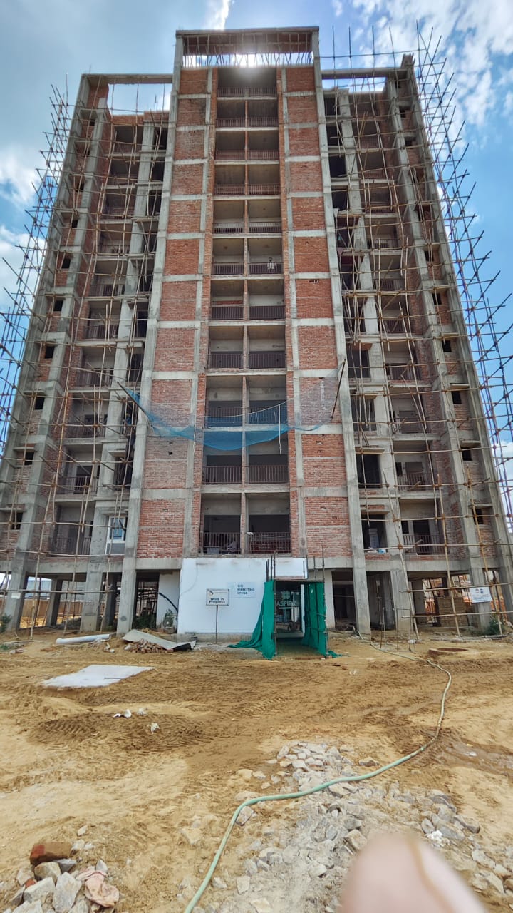 Resale 3 Bedroom 1192 Sq.Ft. Apartment in Gomti Nagar Lucknow 7680350