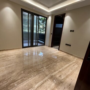 Room in 3 BHK Builder Floor at Lajpat Nagar ii – for Sale