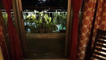 रेसिडेंशियल फ्लैट वर्ग फुट फॉर रेंट इन घोड़बंदर रोड थाने  7680484