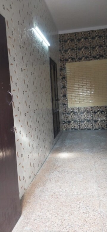 Room in 2 BHK Villa at Niralanagar – for Rent