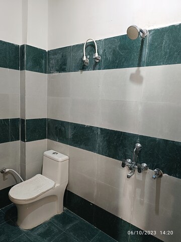 Master Bedroom in 3 BHK Villa at Faizabad Road – for Sale