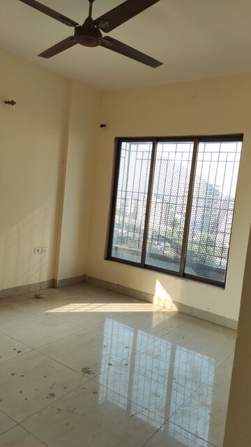 Room in 2 BHK Apartment at Akashganga Complex Kavesar, Kavesar – for Sale