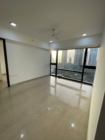 Room in 3 BHK Apartment at Lodha Kiara, Worli – for Sale