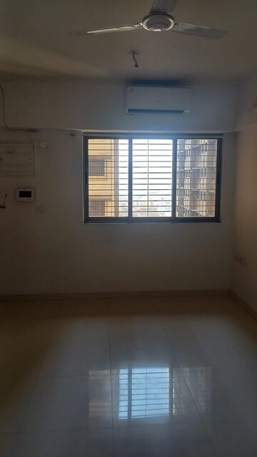 2 BHK Apartment For Resale in Shree Sarva Kasarvadavali Thane  7681143