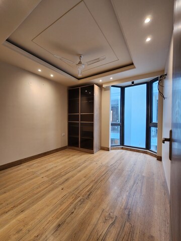 Room in 4 BHK Villa at BSF CGHS, Gwal Pahari – for Sale