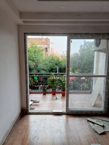 Balcony in 2 BHK Builder Floor at Paryavaran Complex – for Sale