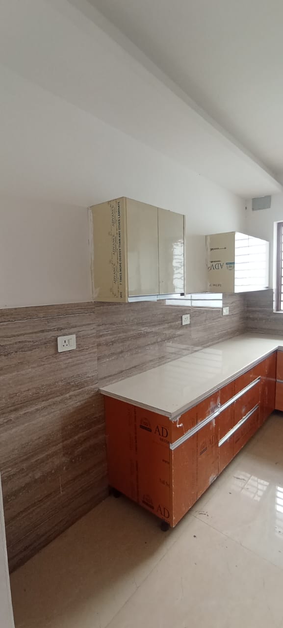 3 BHK Builder Floor For Sale in BPTP Park Central