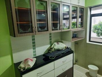 रेसिडेंशियल फ्लैट वर्ग फुट फॉर रेंट इन गोरेगांव वेस्ट मुंबई  7681751