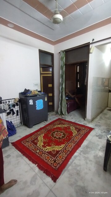 Furnished Amenities in 2 BHK Builder Floor at Uttam Nagar – for Sale