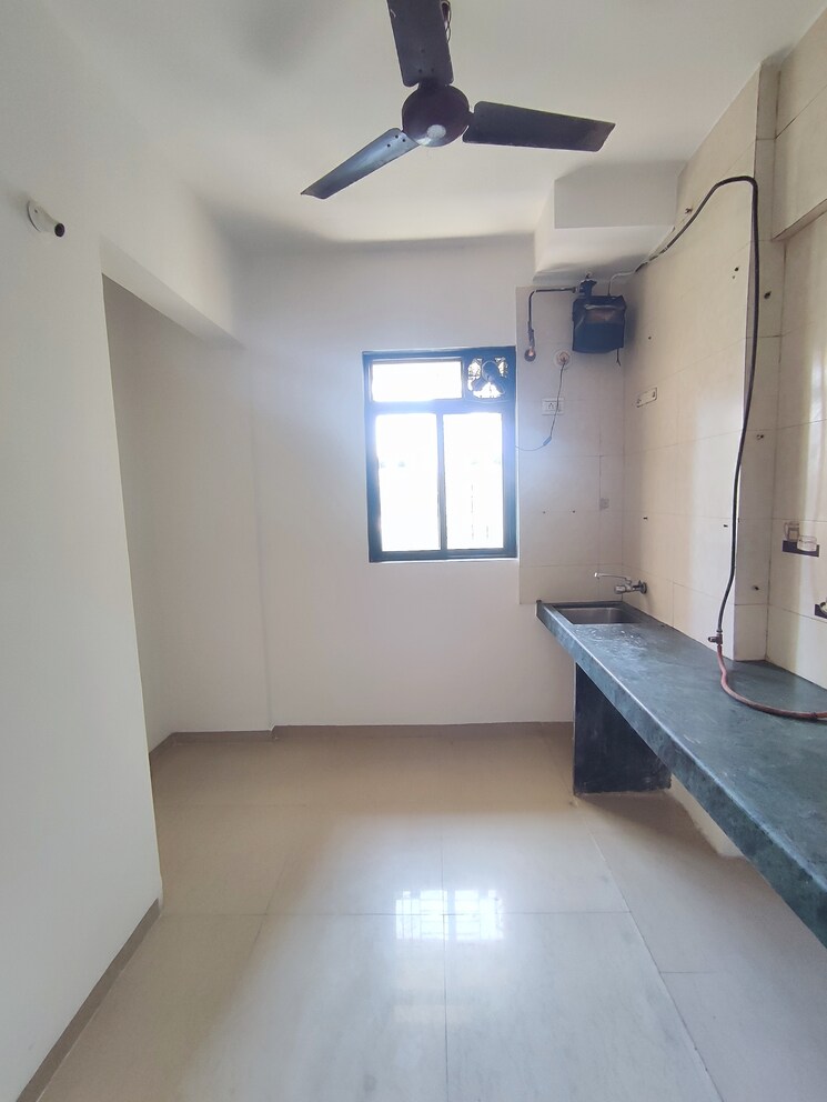 Kitchen, sona-laxmi-apartment 1 Bedroom 450 Sq.Ft. Apartment In Ghodbunder Road Thane 7681900