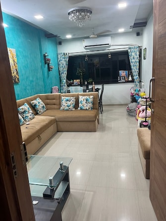 2 BHK Apartment For Rent in Ajinkyatara CHS Kandivali West Kandivali West Mumbai  7682096