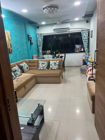 2 BHK Apartment For Rent in Ajinkyatara CHS Kandivali West Kandivali West Mumbai  7682096