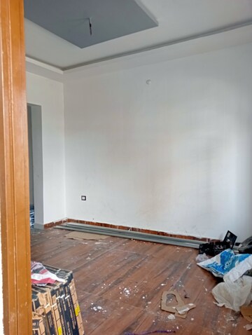 Room in 3 BHK Villa at Gomti Nagar – for Sale