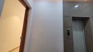 Room in 4 BHK Builder Floor at Vivek Vihar Phase 1 – for Sale