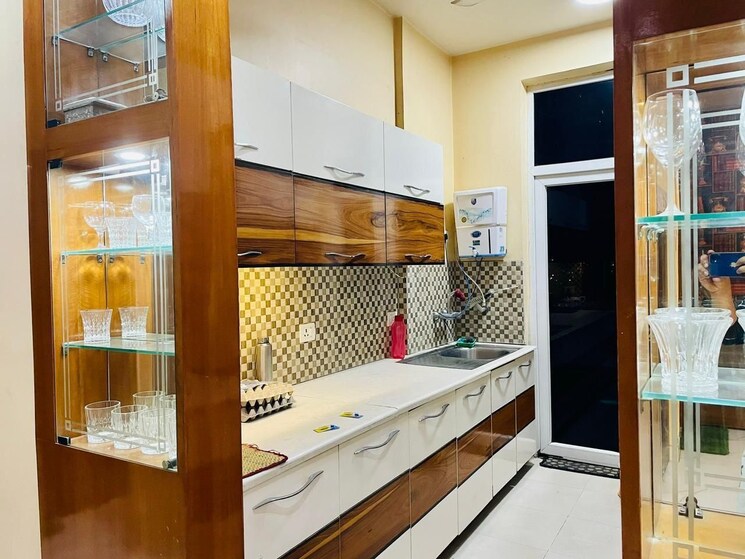 Kitchen, mahagun-moderne 3 Bedroom 1900 Sq.Ft. Apartment In Sector 78 Noida 7682321