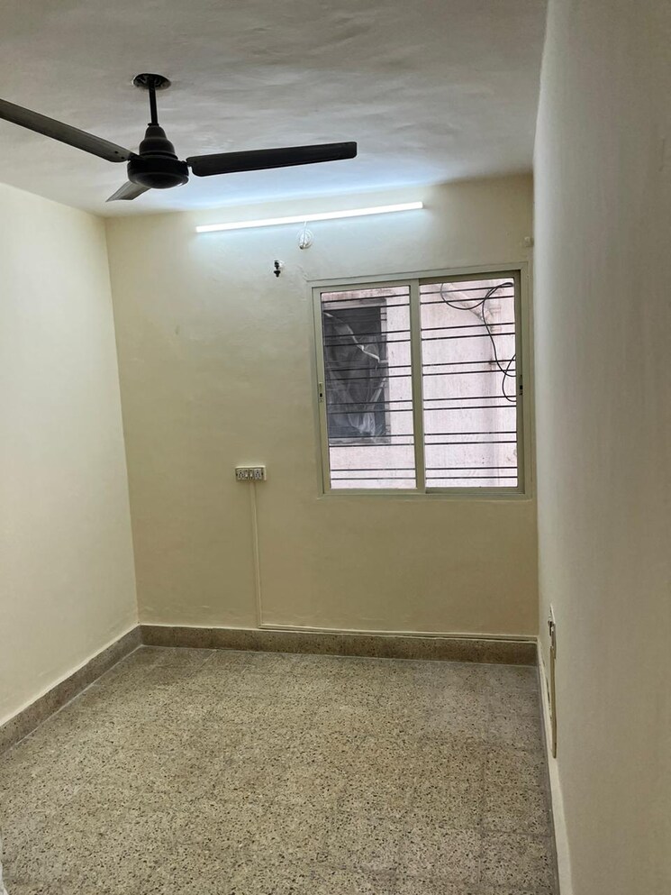 Room, amar-jyoti 1 Bedroom 650 Sq.Ft. Apartment In Hadapsar Pune 7682386