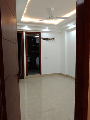Room in 3 BHK Apartment at Mehrauli – for Sale